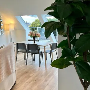  Apartment Stunning Luminous Penthouse/ 2beds 2baths