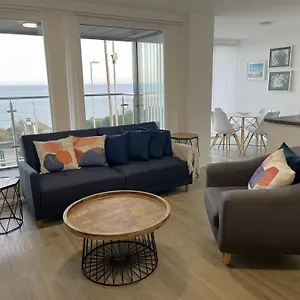  Apartment Seaview West Coast